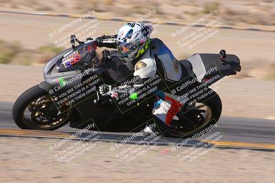 media/Dec-10-2023-SoCal Trackdays (Sun) [[0ce70f5433]]/Turn 9 Inside Set 2 (1115am)/